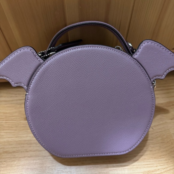 👻 Coach Canteen Crossbody Bag With Halloween Bat - Picture 7 of 13